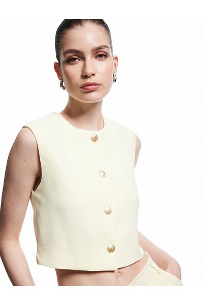 Koton Crepe Fabric Sleeveless Buttoned Crew Neck Crop Vest