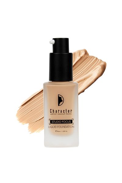 Character Studio Focus Liquid Foundation