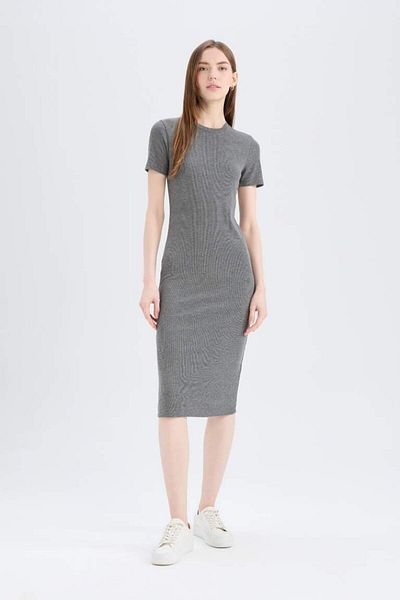 DeFacto New Season Bodycon Body Hugging Crew Neck Basic Plain Ribbed Camisole Short Sleeve Midi