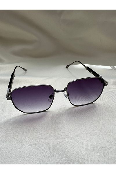 Petra Jeweils Noir Muse Urban Sunglasses