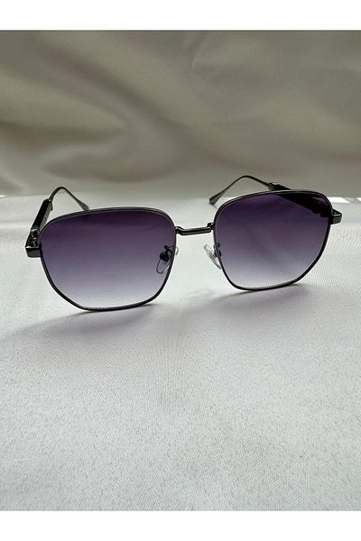 Petra Jeweils Noir Muse Urban Sunglasses