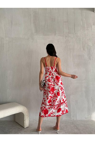 QBZ Floral Pattern Middle Dress with Embroidery Details