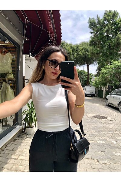 Gözde Tasarım Butik Women's Ecru Color Boat Necklace Sleeveless Modal Body