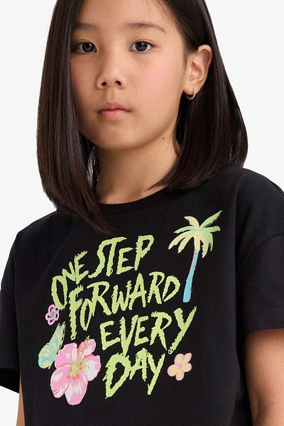 DeFacto New Season Girl's Crop Crew Neck Printed Short Sleeve T-Shirt