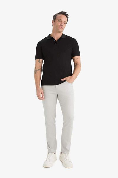DeFacto New Season Slim Fit Slim Fit κοντομάνικο μπλουζάκι με υφή Basic μονόχρωμο μπλουζάκι πόλο