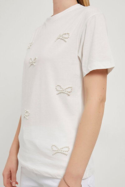 Arma Life Women's Pearl Bow Crew Neck Basic White T-Shirt