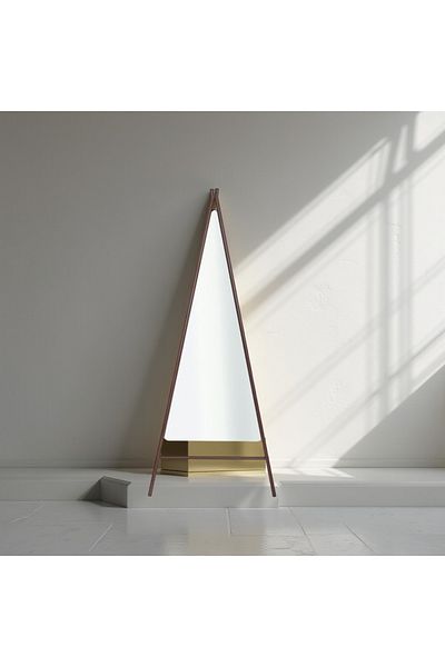 DECORA Triangular decorative mirror with a modern and elegant design.