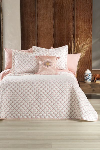 Bonny Home Melody Cream-Powder Silk Woven Soft and Luxurious Feel Double Bedspread