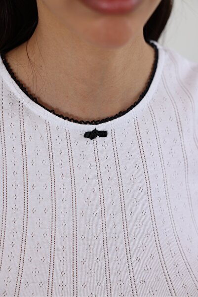 Özge Özgenç Athlete with Piping Collar and Sleeves