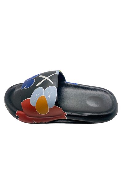 CRACOS Comfortable beach or pool slippers, grafitti pattern, black, size 40-41, 25 centimeters
