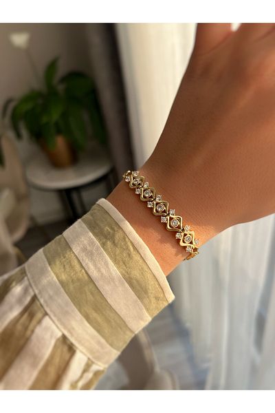 ToffyStore Vip Asymmetric Stone Detail Bracelet