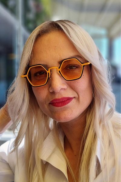 Mood Agenda Women's April Hexagon Punk Retro Model Sunglasses