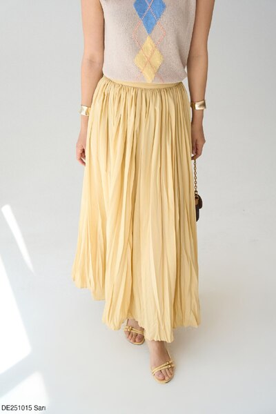Distimi Women's Yellow Pleated Long Skirt
