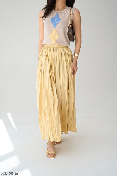 Distimi Women's Yellow Pleated Long Skirt