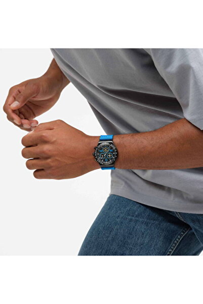 Swatch Yvb100 Men's Watch