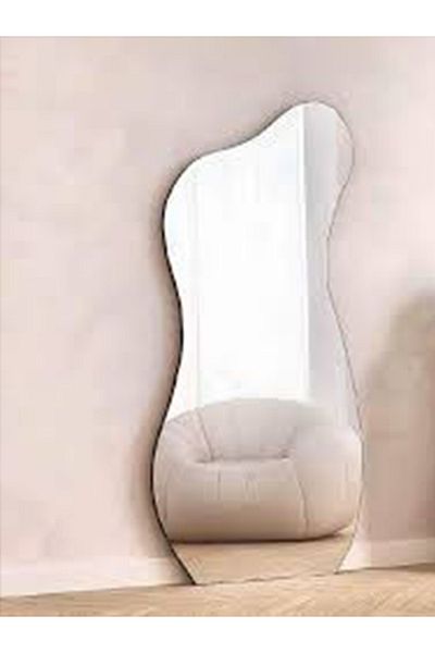 DECORA Modern design stand mirrors available in different sizes