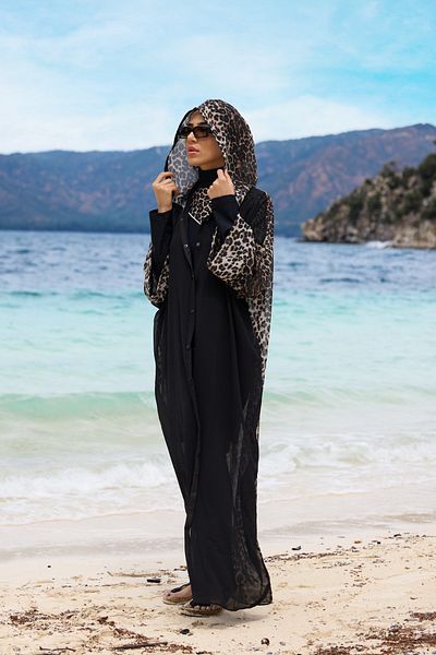 ns tasa Serengeti Leopard Model Hooded Design Hijab Pareo