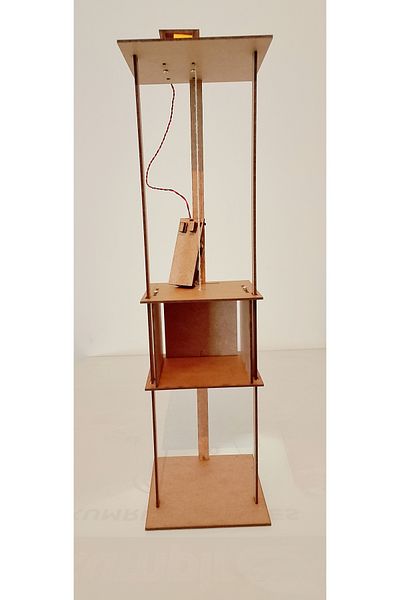 TLR hobi Wooden Elevator Model Large Size Stem