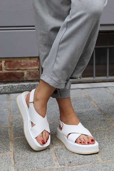Yula Fashion Shoes Royd Women's Cross Velcro Strap Sandals