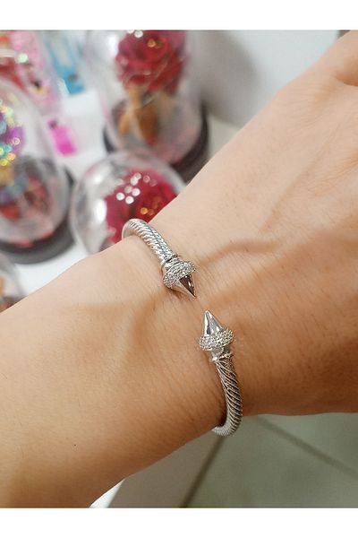 MODA Women's Tarnish-Free Steel Twist Model Twin Nail Head Bracelet - Stylish Design |   Bujimori.
