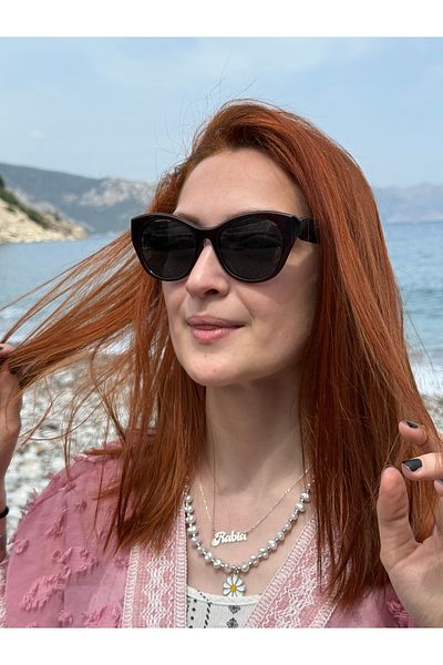 Ferrucci Stylish Women's Sunglasses with Black Handle and Glass with Burgundy Cat Eye Frame