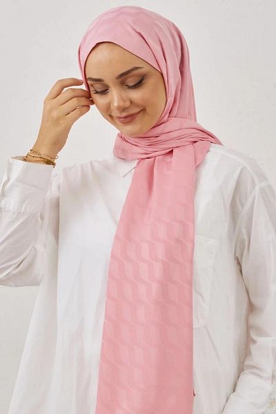 MENESSA Silky Jacquard Shawl Waterway Pattern Powder