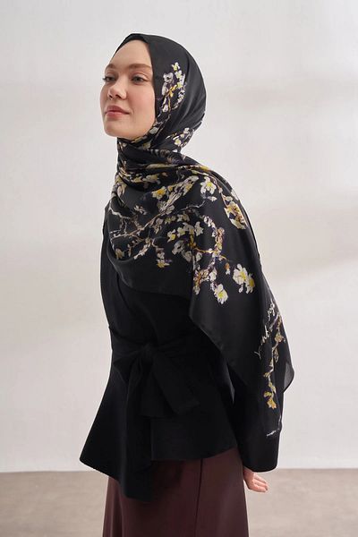 ARMANDA Almond Blossom (Van Gogh) Pattern Shawl - Black