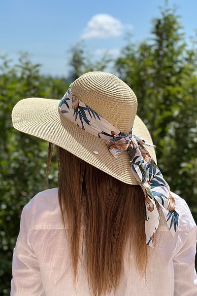 novon Summertime Premium Straw Hat with Floral Band and Wide Visor