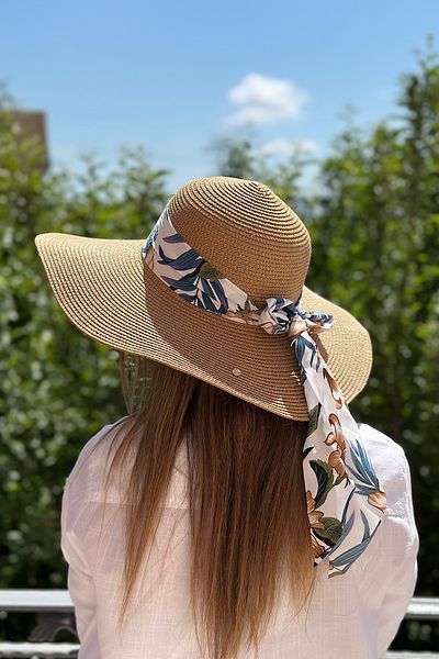 novon Summertime Premium Straw Hat with Floral Band and Wide Visor