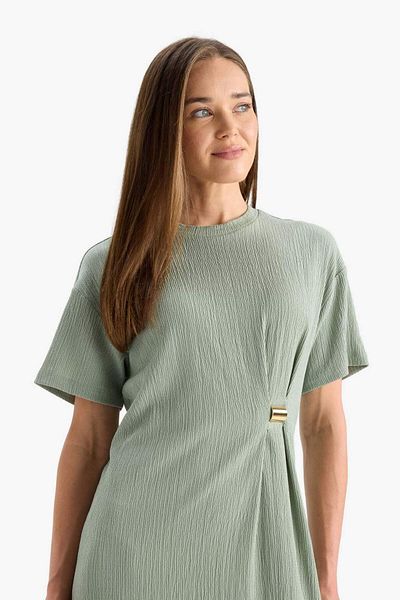 DeFacto Regular Fit Crew Neck Basic Απλό τυλιγμένο κοντομάνικο Midi φόρεμα E7330ax25sm