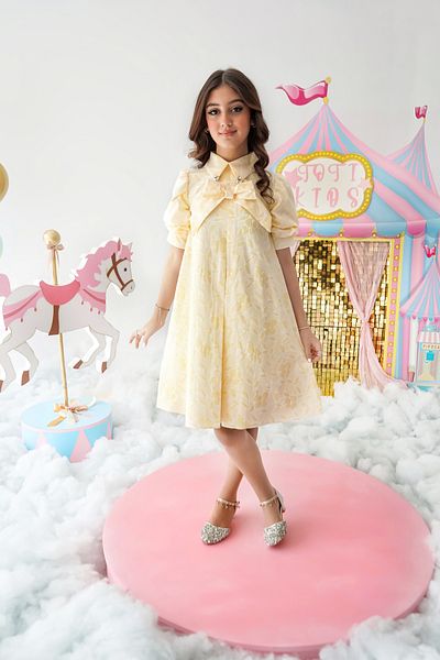 Totikids Girls' dress with pleated details and galabiya touches - 990