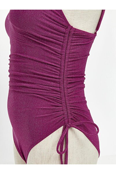 LC Waikiki Simli Çıkarılabilir Pedli Kadın Mayo (S5)