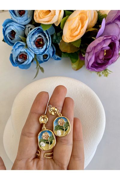 Atelier Licia Vintage Gold Earrings with Flower Detail - Pastel Colored Summer Retro Style Earrings