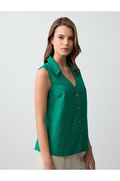 Jimmy Key Regular Fit V-neck Woven Green Shirt