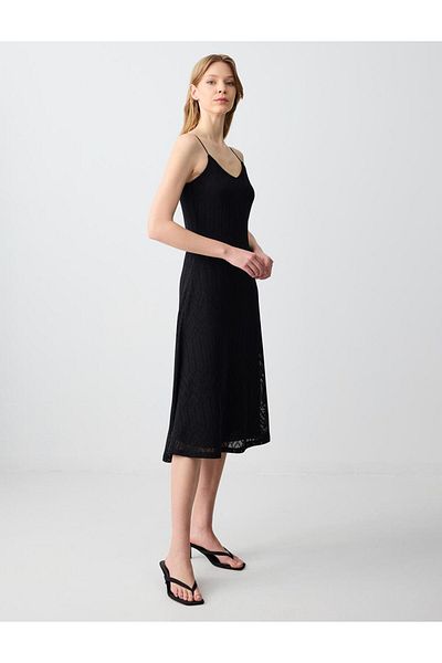 Jimmy Key Slim Fit V-neck Knitted Black Dress