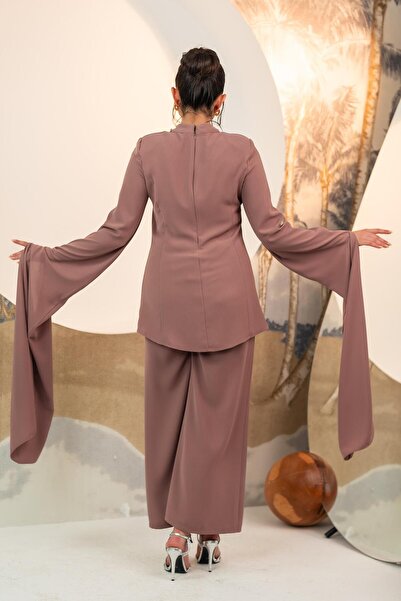 YAFA CLOTHING & ACCESSORIES Μπλούζα με κεντημένο γιακά και παντελόνι, διπλό σετ καφέ