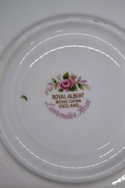 Royal Albert Lavender Rose Bone China England Antique Porcelain Coffee Cup Saucer 12 cm