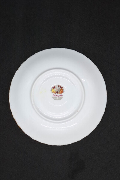 Royal Albert Lenora Bone China England Antique Porcelain Coffee Cup Saucer 12 cm