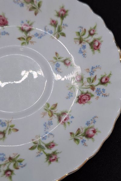 Royal Albert Winsome Bone China England Antique Porcelain Coffee Cup Saucer 12 cm