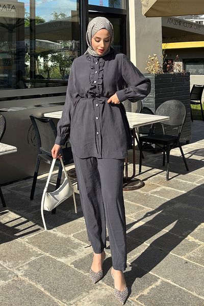 Tesettür Diyarı Summer Fabric Front Ruffle Detailed Suit - Anthracite