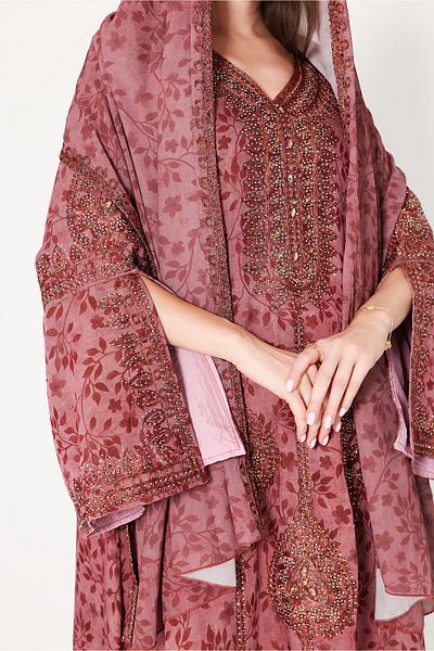 IKKXA Wide Split Sleeve Arabian Jalabiya with Scarf