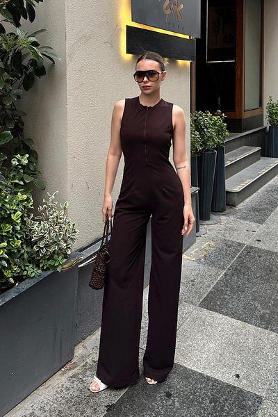 Swist Brown Back Low-Cut Zipper Detail Crepe Women's Jumpsuit