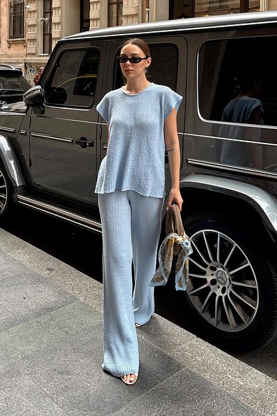 Swist Bluză cu mâneci scurte albastre-Pantaloni tricotat pentru femei Set de sus și de jos