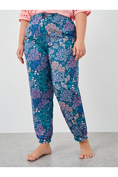 Styli Plus Size Short Sleeve T-Shirt and Pyjama Set