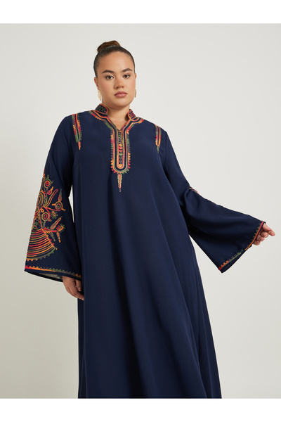 Styli Plus Size Embroidered Stand Collar A-Line Jalabiya