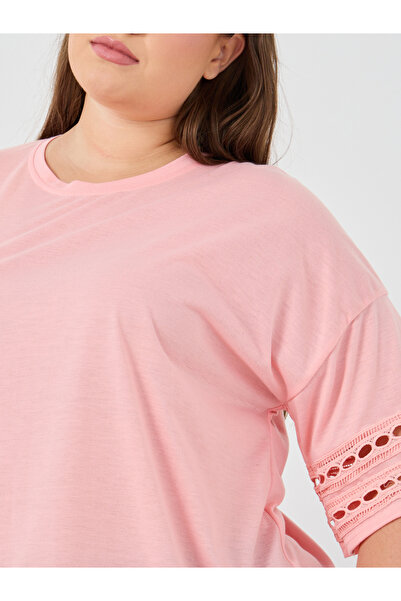 Styli Plus Size Short Sleeve T-Shirt and Pyjama Set