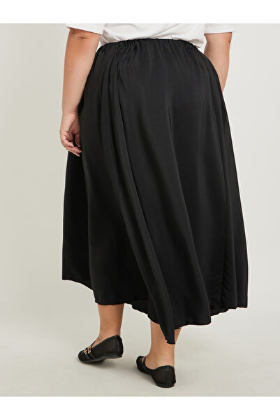 Styli Plus Size Plain A-Line Maxi Skirt with Elasticated Waistband