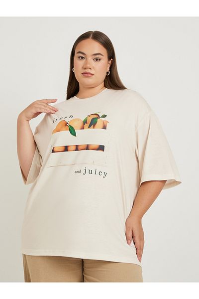 Styli Plus Size Graphic Print Dropped Shoulder Oversized T-Shirt