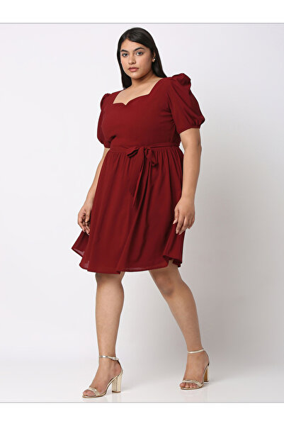Mish By Styli Solid Fit and Flare Sweetheart Neck Dress with Self-Tie Detail