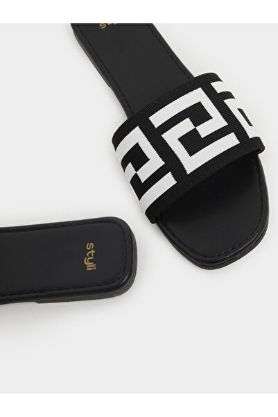 Styli Textured Printed Flat Sandals